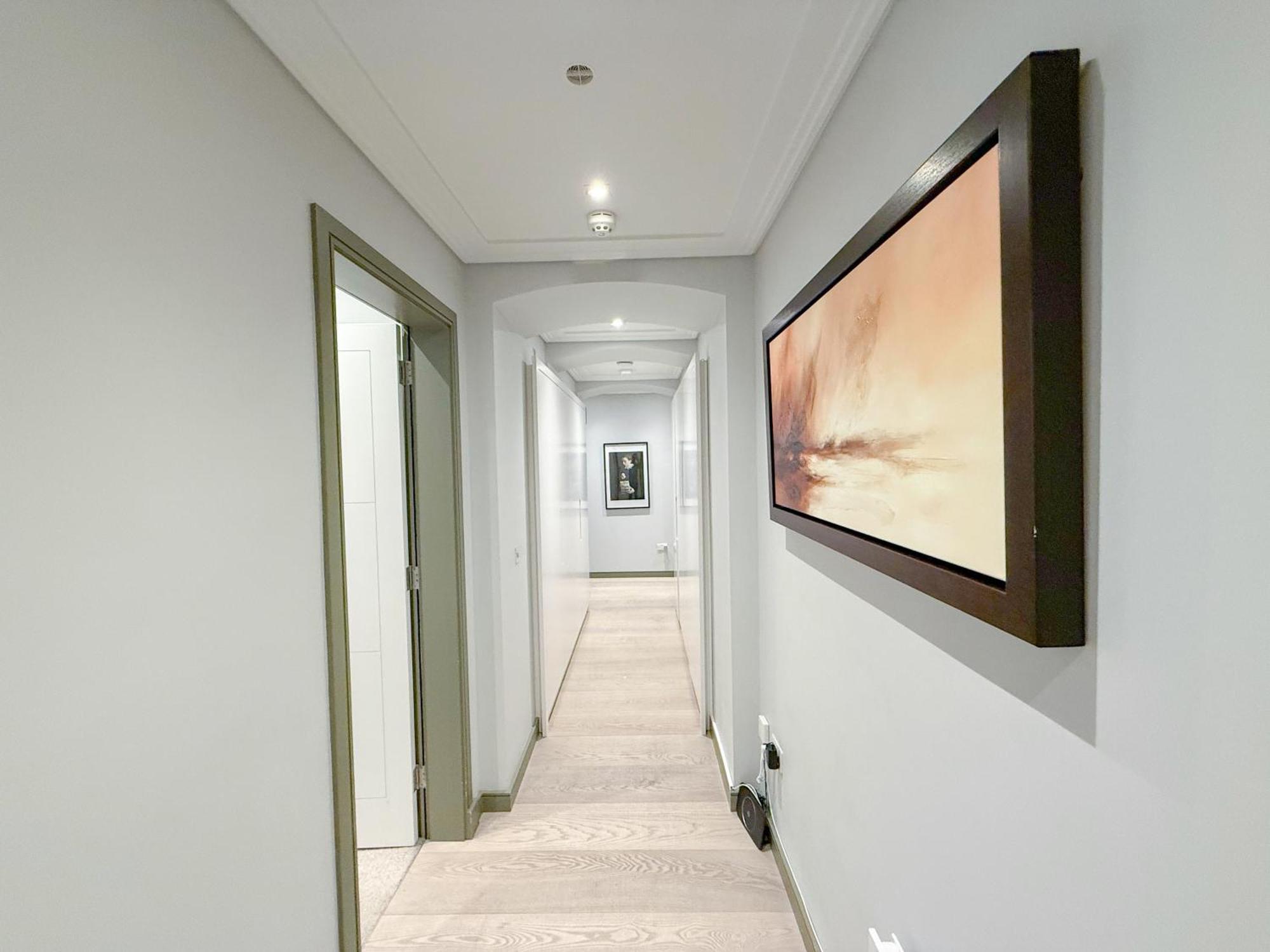 Apartamento Luxurious 3-bedroom & 3 Bathroom Flat With Indoor Fireplace And Patio In Mayfair *